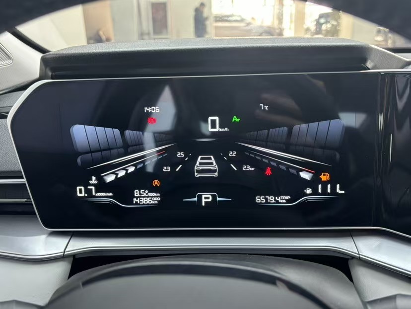 GEELY Binray 2023 #4 GEELY Binray 2023 car image #4