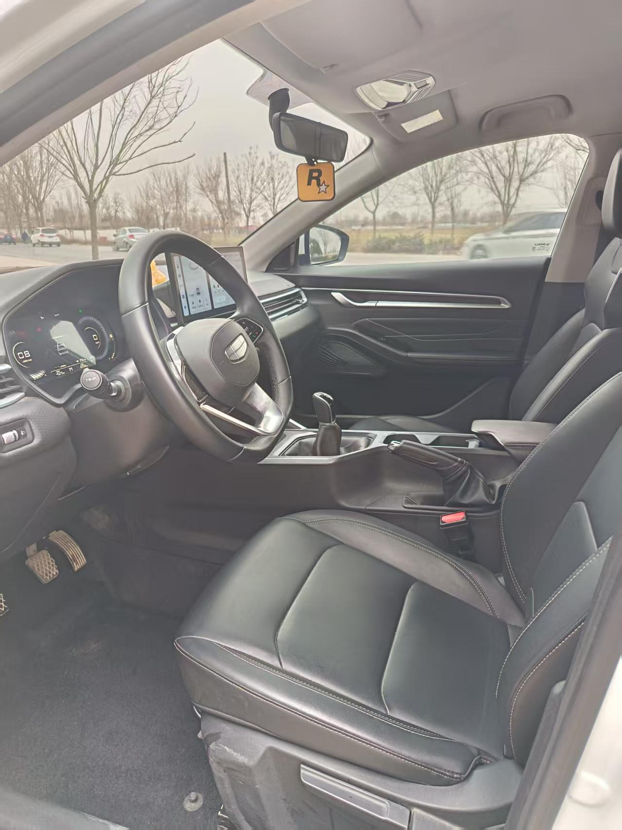 GEELY Emgrand 2024 car image #4