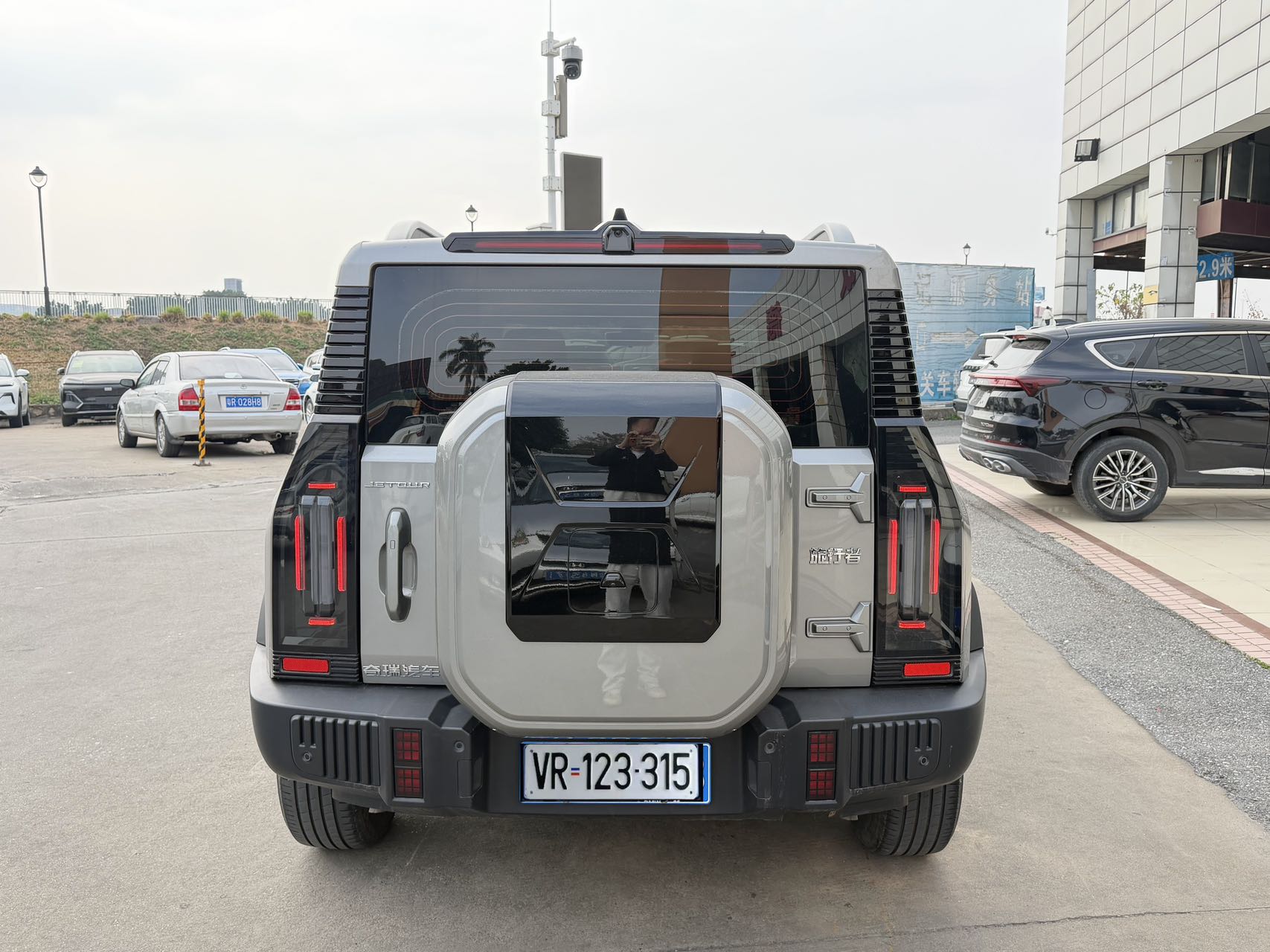 Jetour Traveller 2024 car image #3