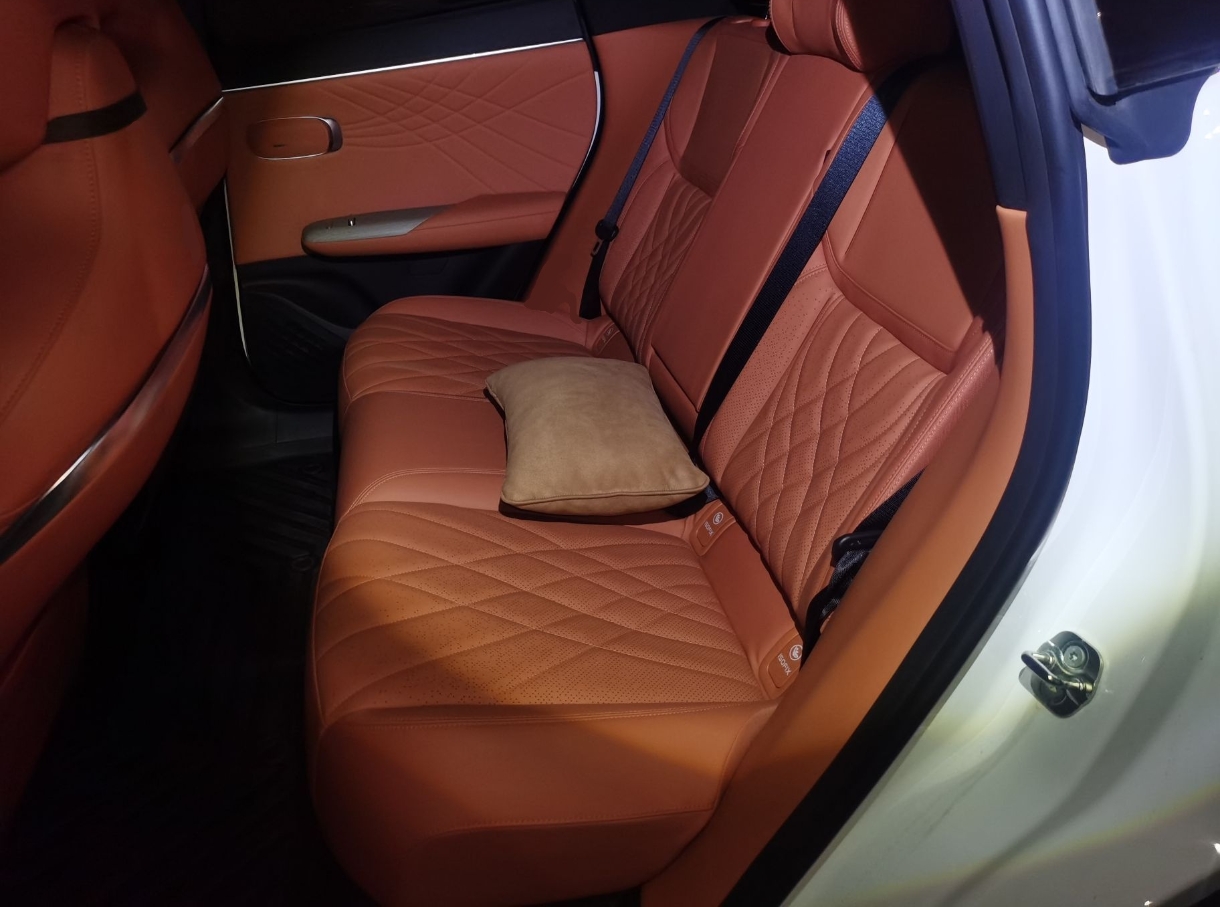 Deepal S07 2023 car image #7