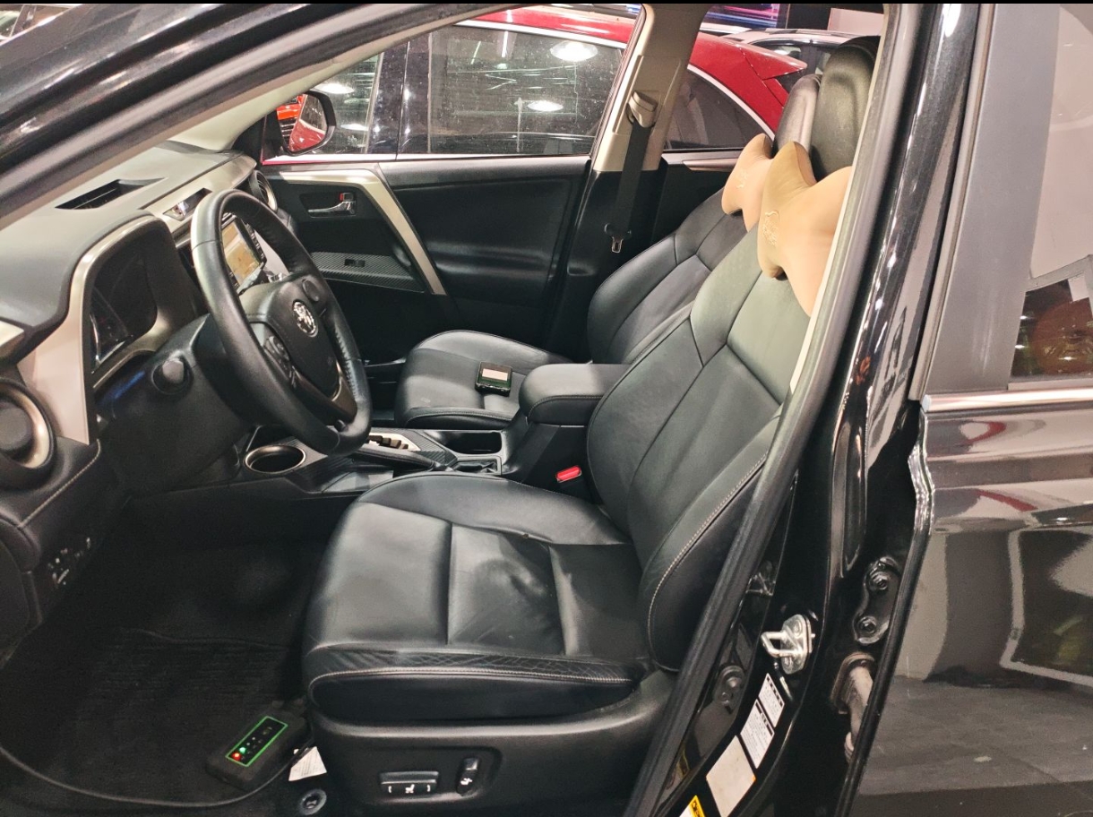 Toyota RAV4 2015 car image #6