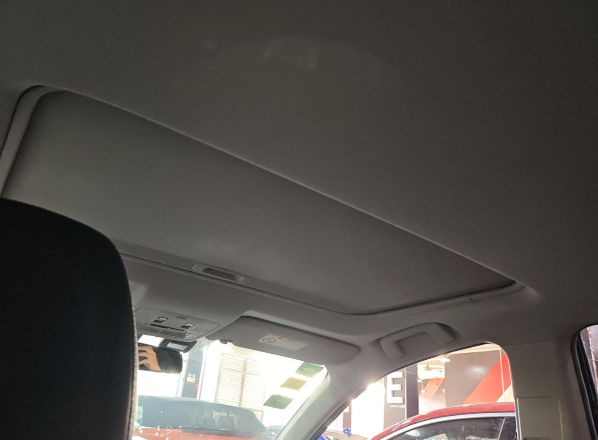 Toyota RAV4 2015 car image #2