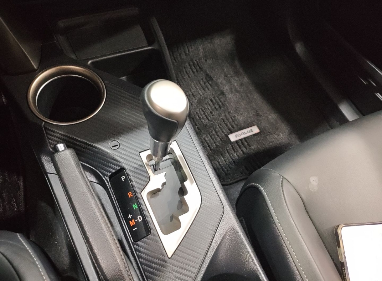 Toyota RAV4 2015 car image #8