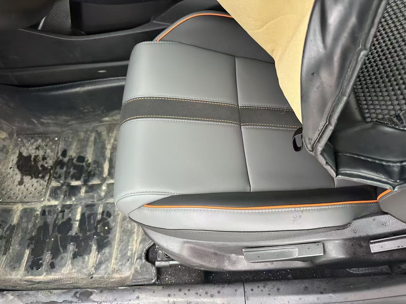 GEELY Coolray 2025 #7 GEELY Coolray 2025 car image #7