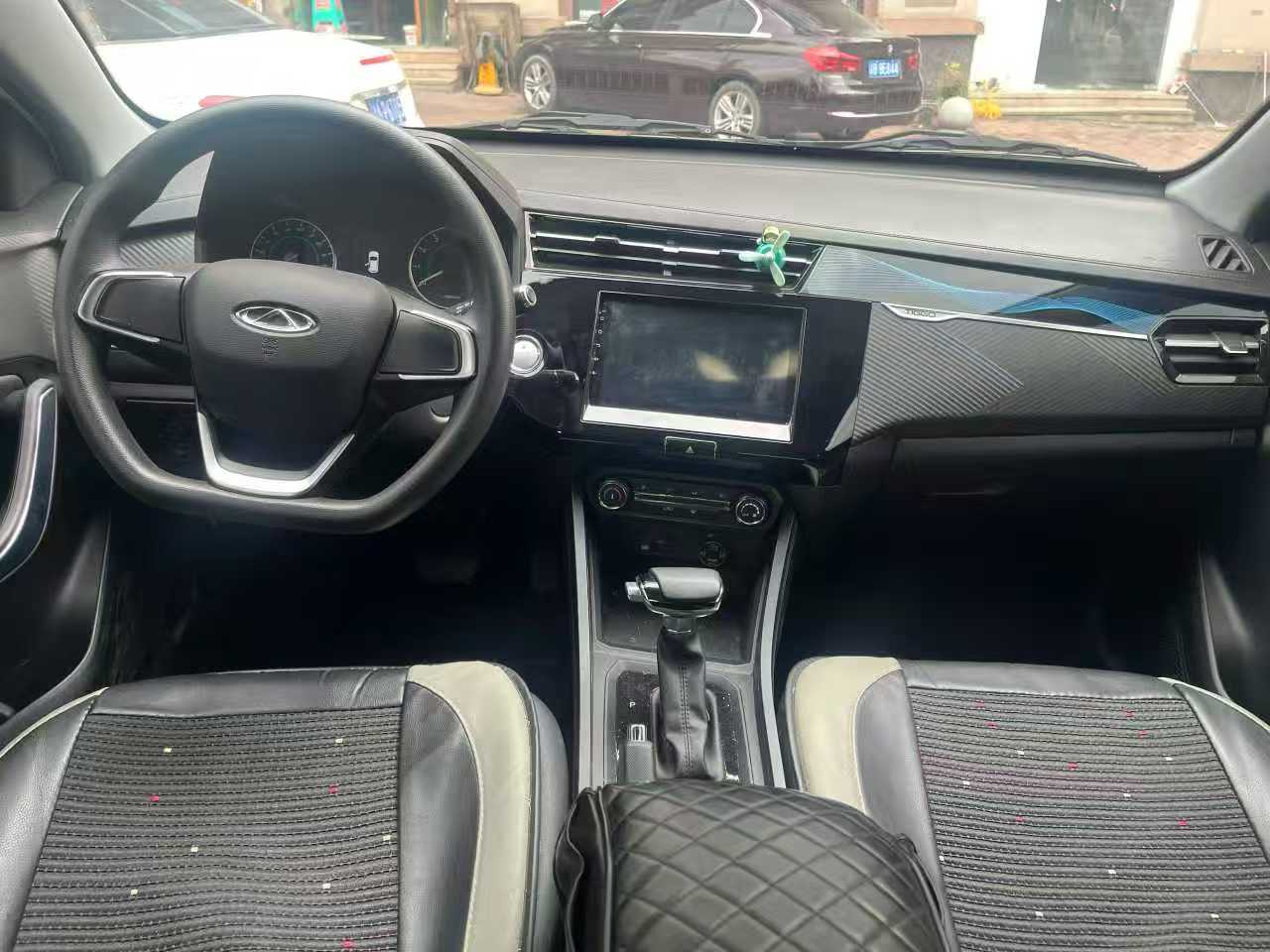Chery Tiggo 3x 2024 immagine di auto #9