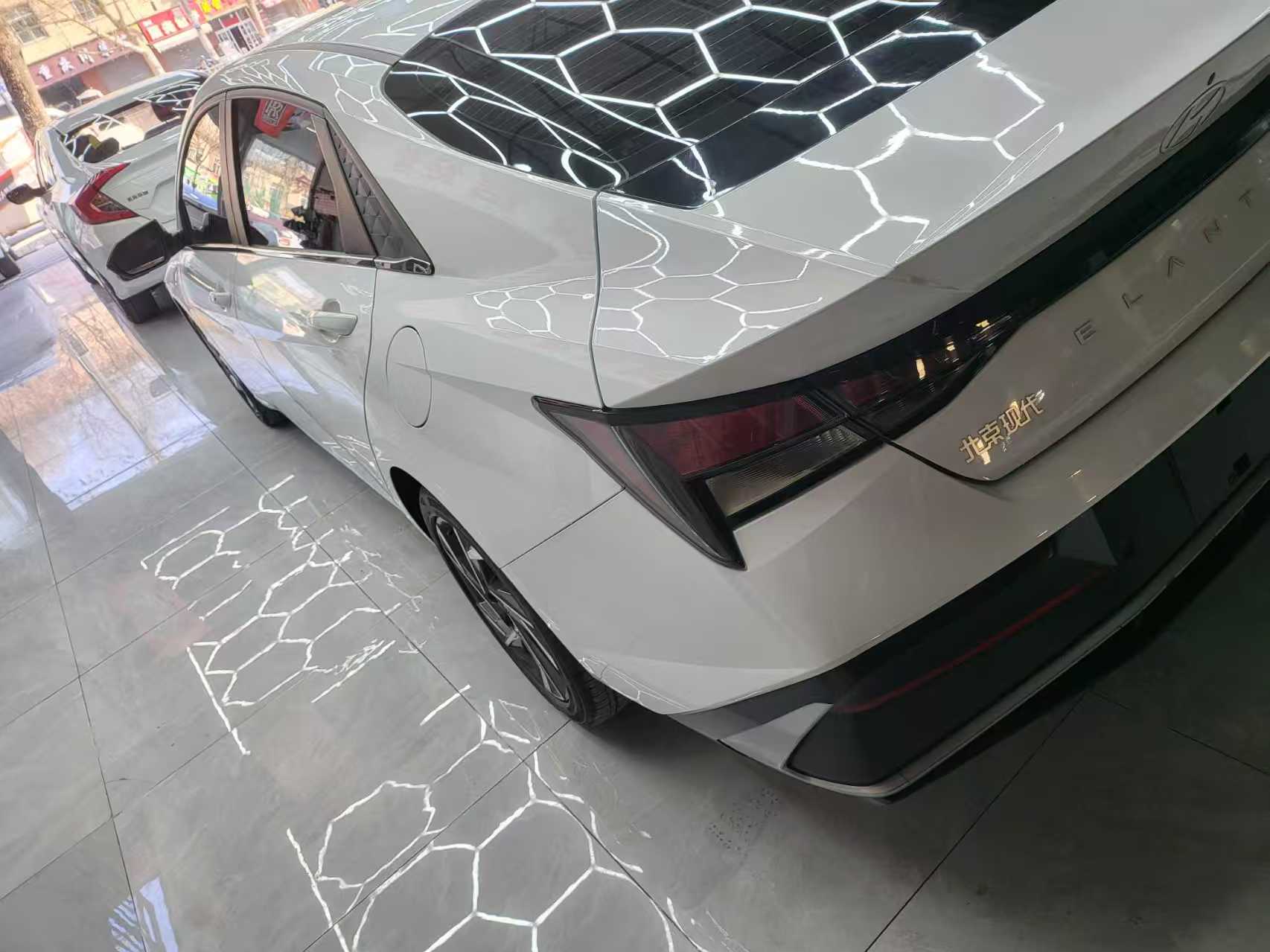 Hyundai Elantra 2024 car image #13