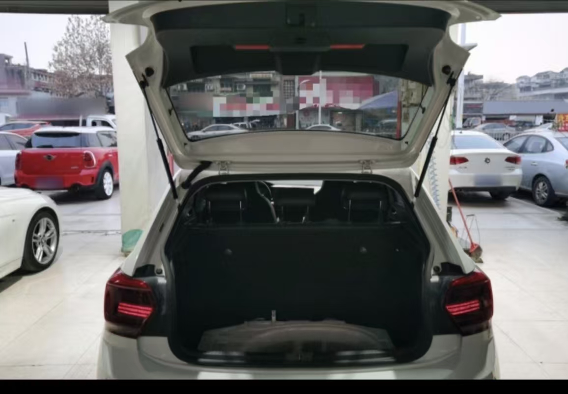 Volkswagen Polo 2023 car image #11