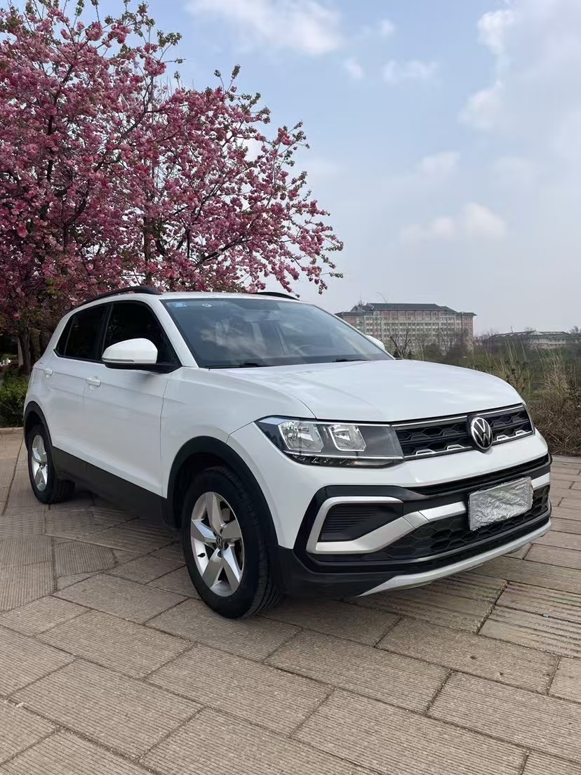 Volkswagen T-Cross 2023 car image #7