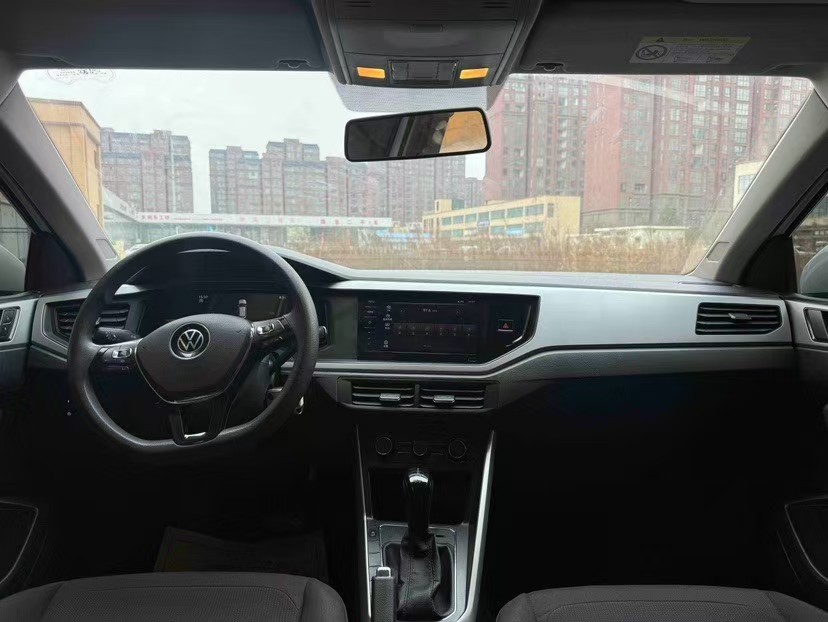 Volkswagen Polo 2023 car image #8