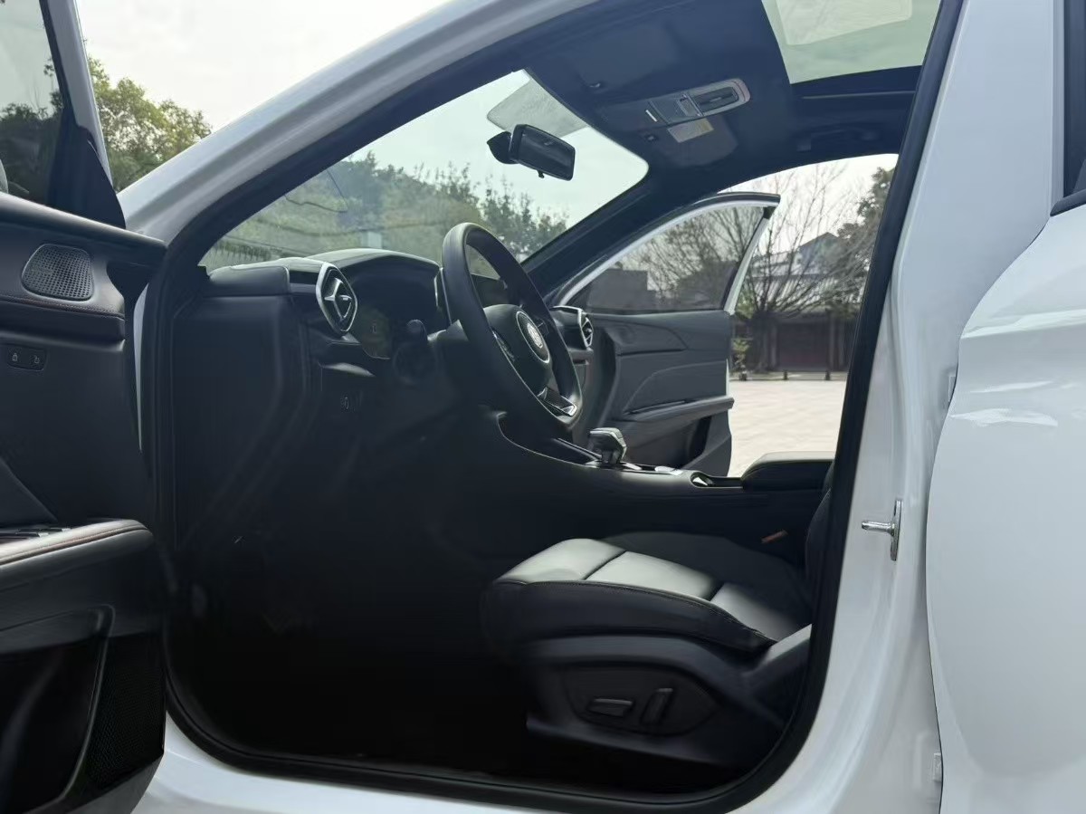 MG 5 2025 car image #4