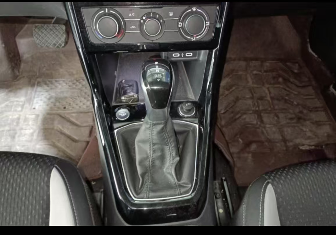 Volkswagen Tacqua 2023 car image #8