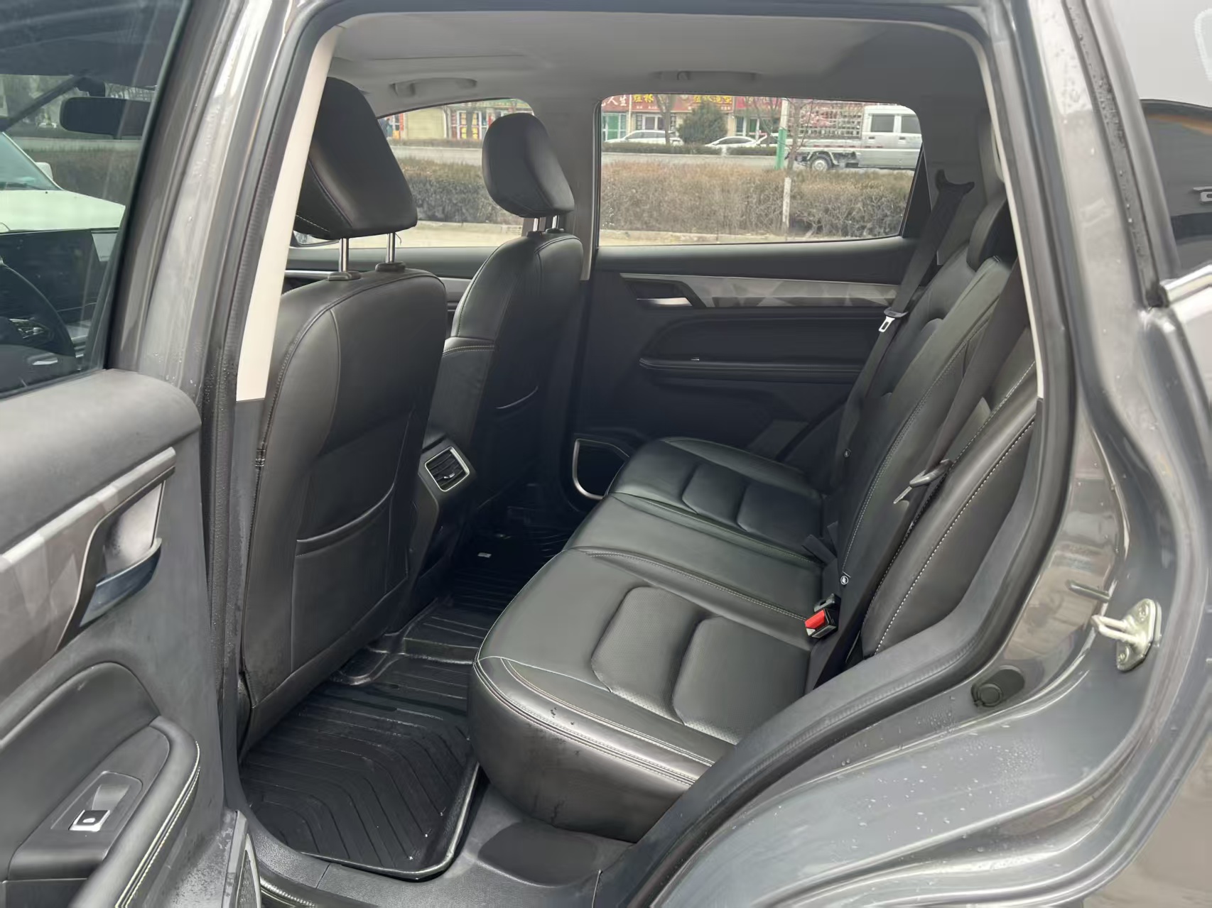 GEELY Vision X6 2023 #3 GEELY Vision X6 2023 car image #3