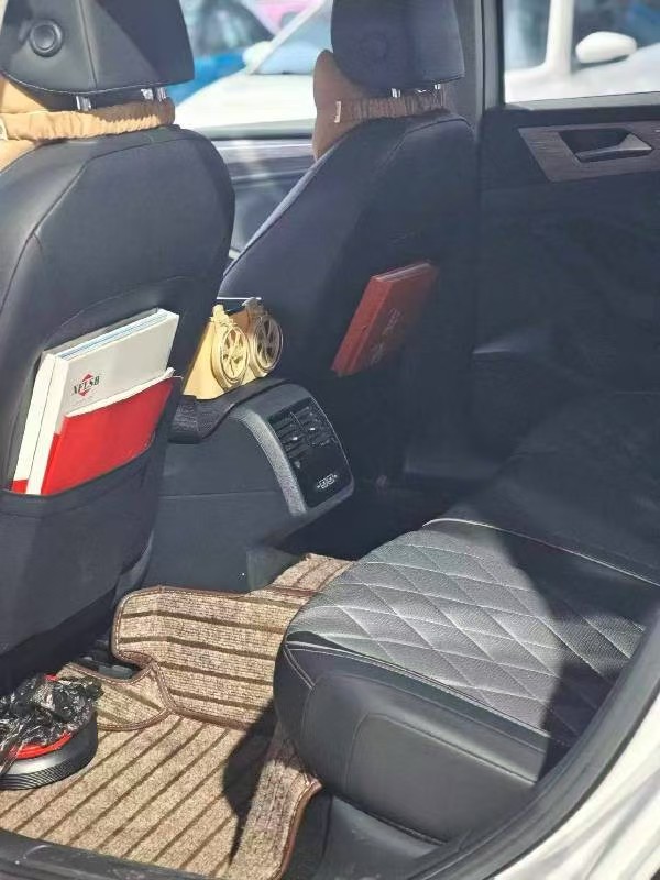 Volkswagen Sagitar 2023 immagine di auto #4