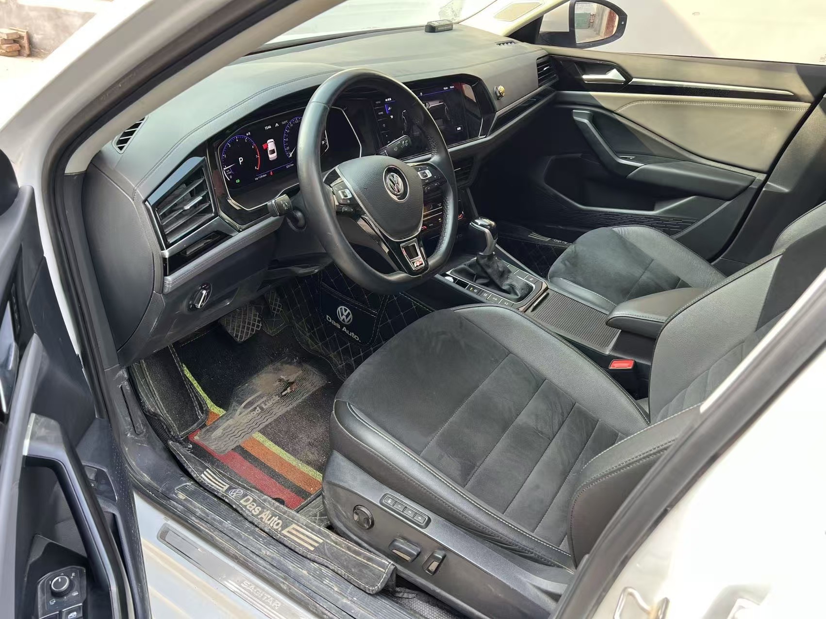 Volkswagen Sagitar 2021 immagine di auto #4