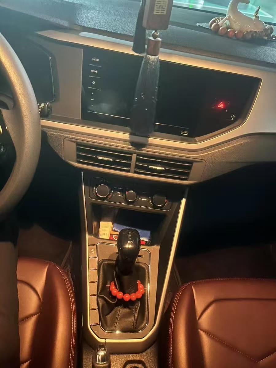 Volkswagen Polo 2023 car image #6