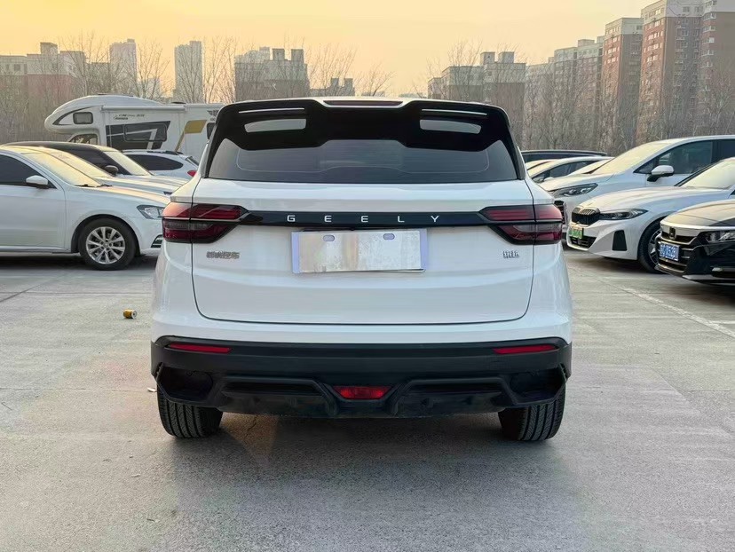GEELY Coolray 2025 car image #3