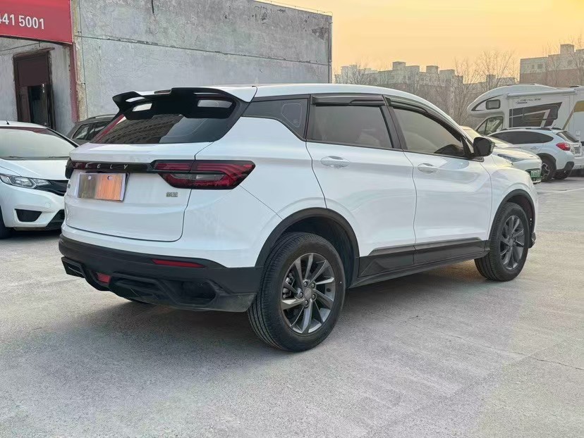 GEELY Coolray 2025 car image #9