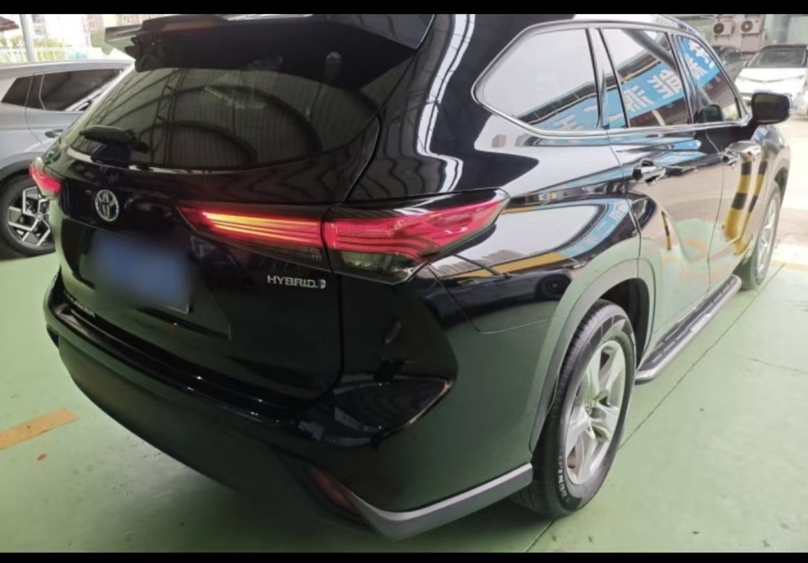 Toyota Highlander 2021 car image #12