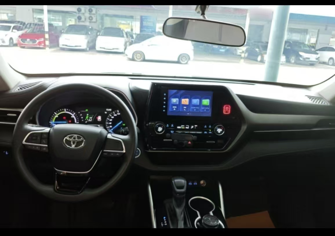Toyota Highlander 2021 car image #10