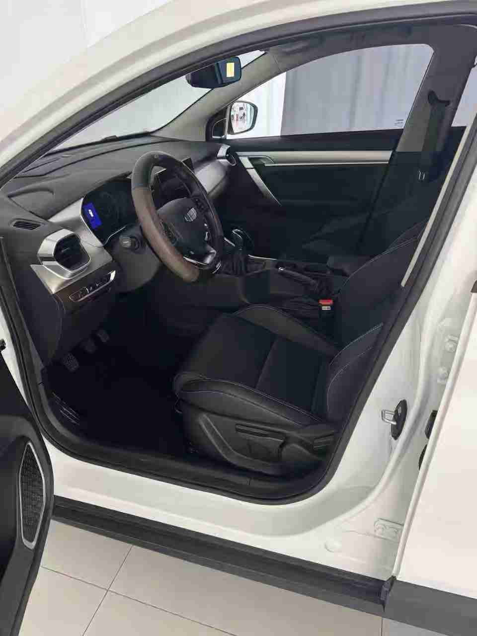 GEELY Coolray 2025 car image #7