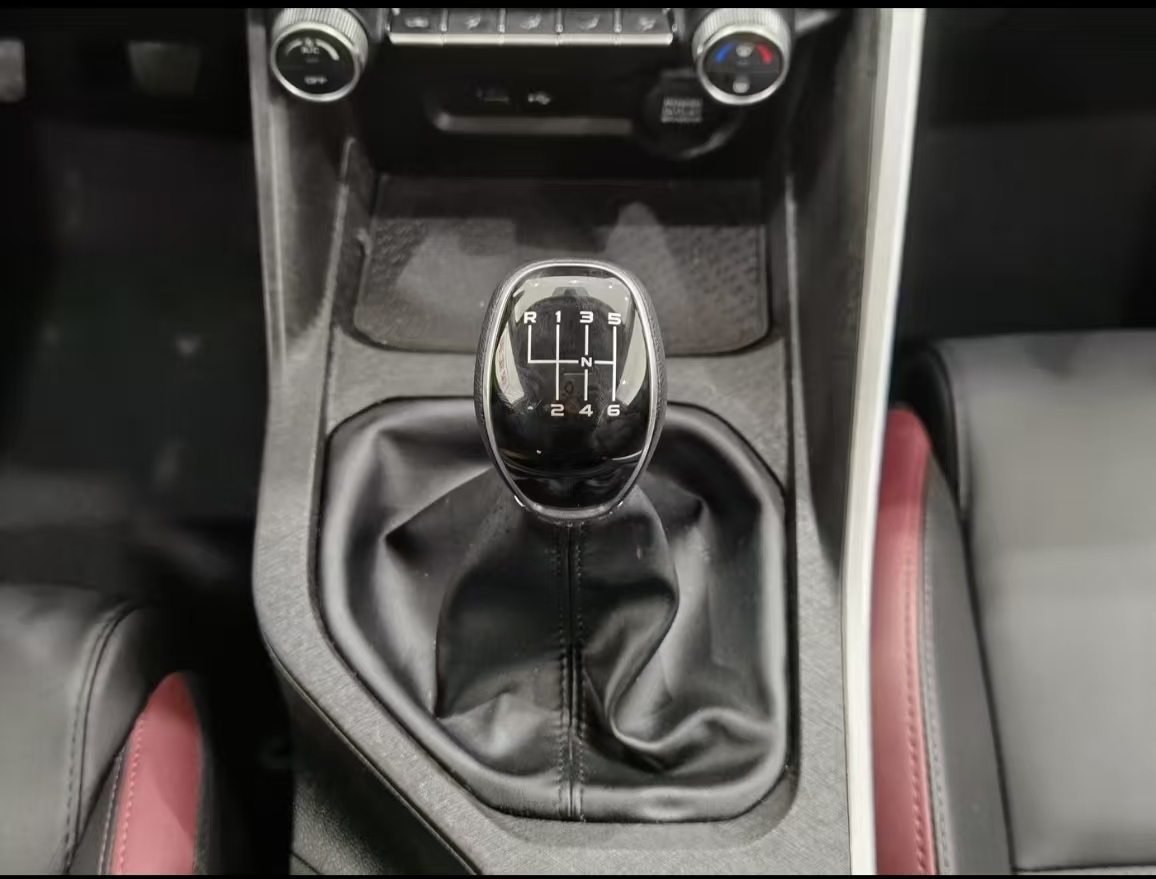 GEELY Coolray 2022 #9 GEELY Coolray 2022 car image #9