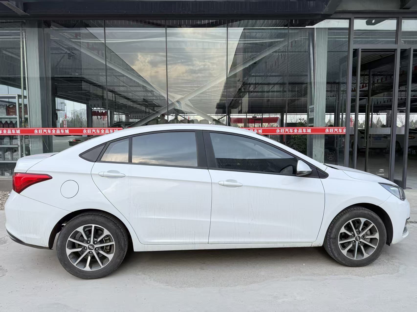 Chery Arrizo 5 2023 car image #3