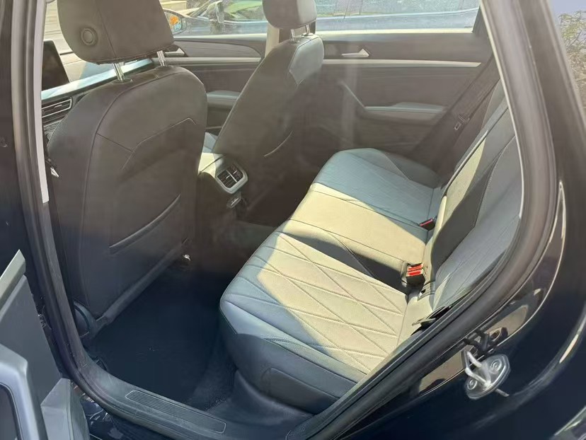 Volkswagen Lavida 2024 car image #3