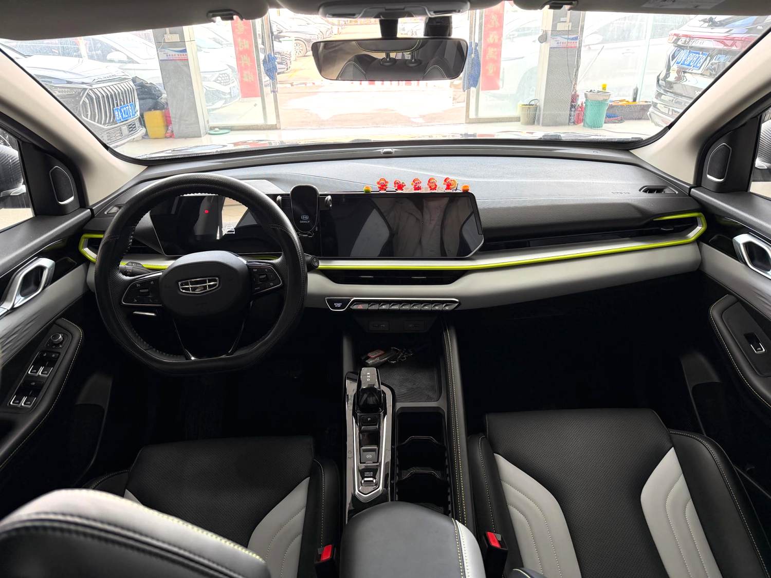 GEELY Coolray 2023 #7 GEELY Coolray 2023 car image #7