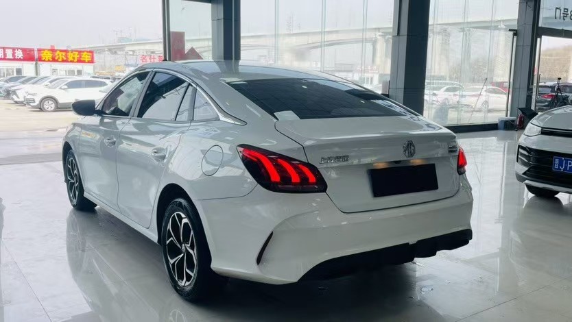 MG 5 2023 car image #3