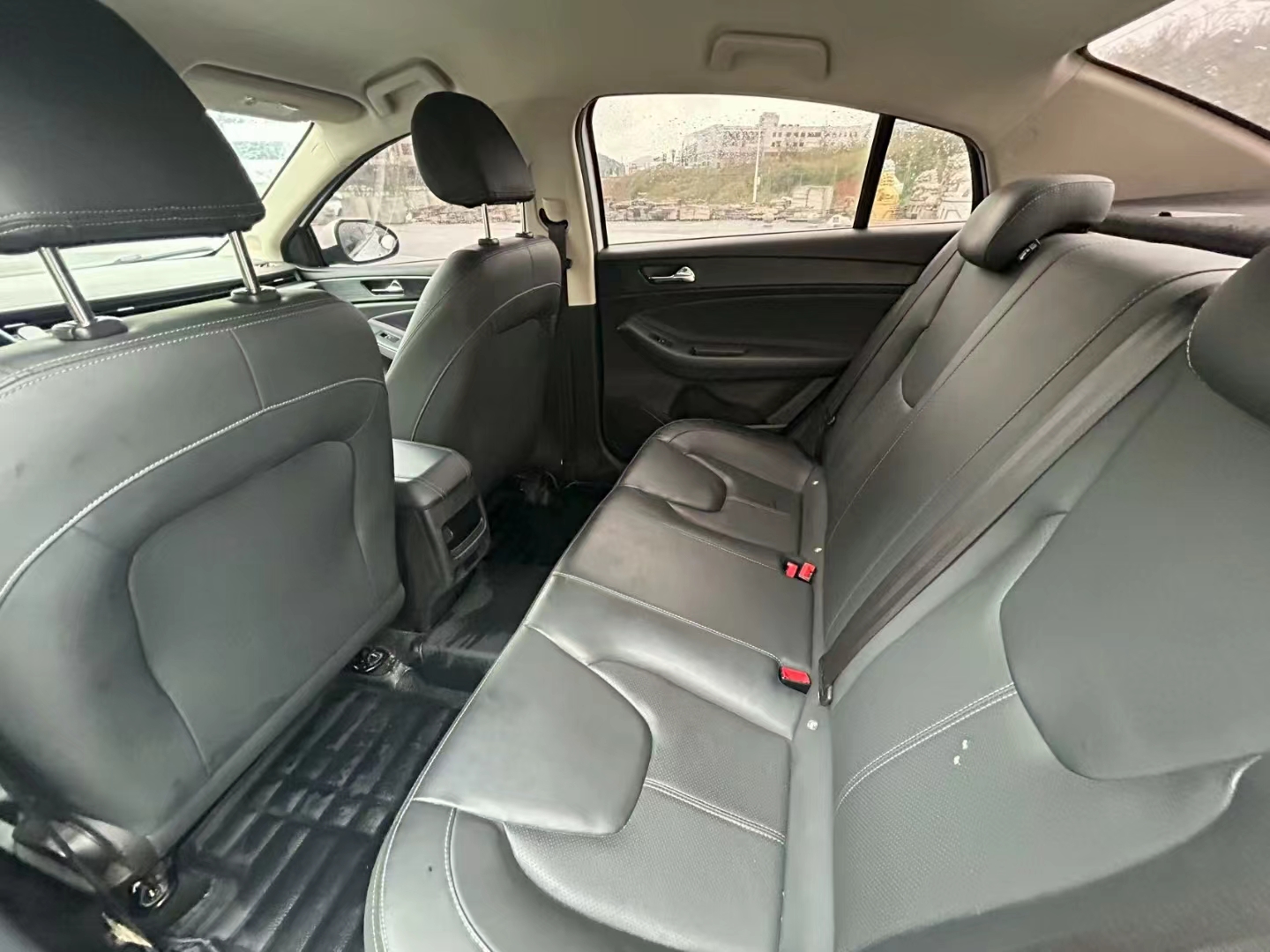 Chery Arrizo 5 2023 car image #2