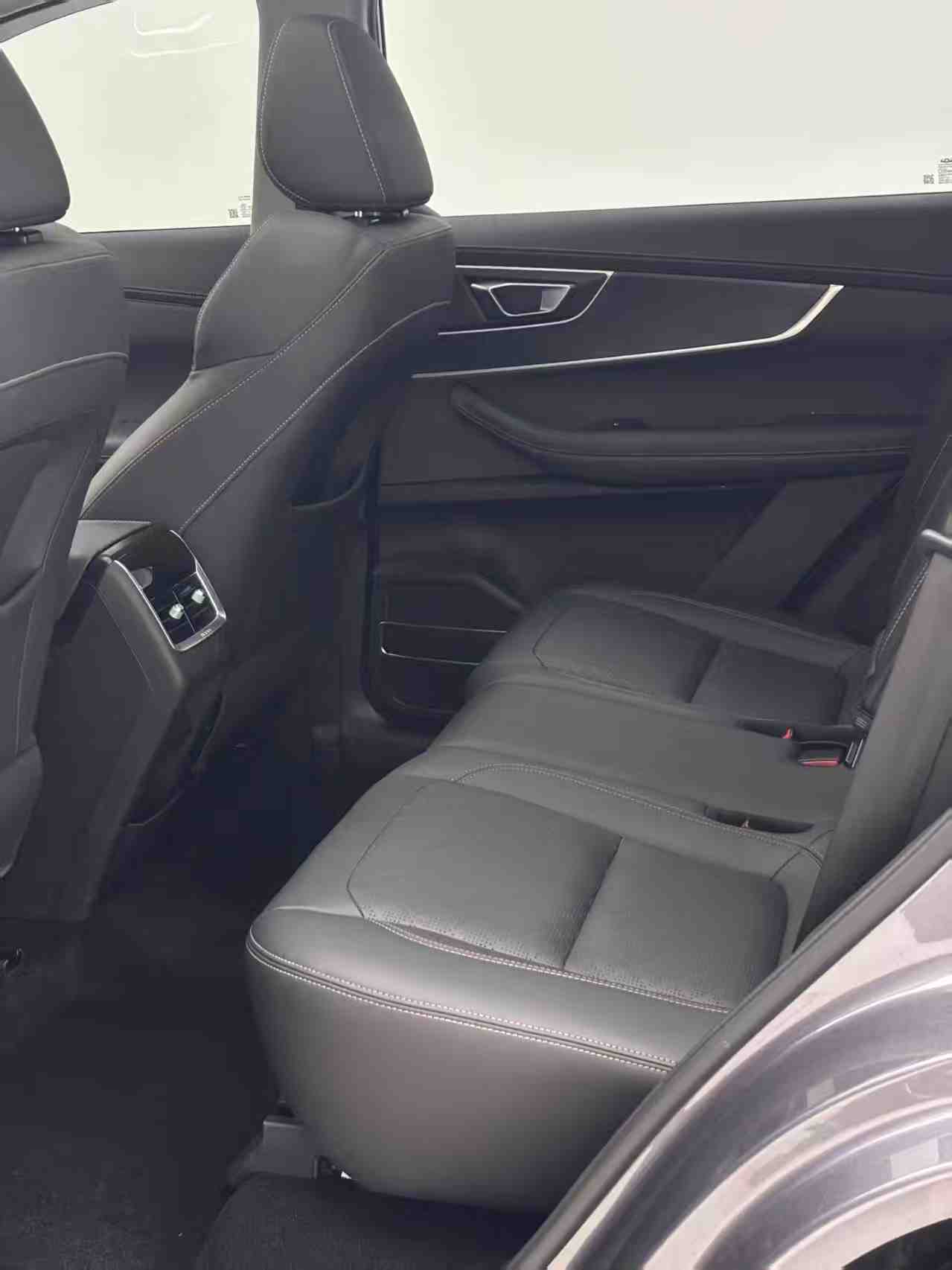 Chery Tiggo 8 2023 car image #3