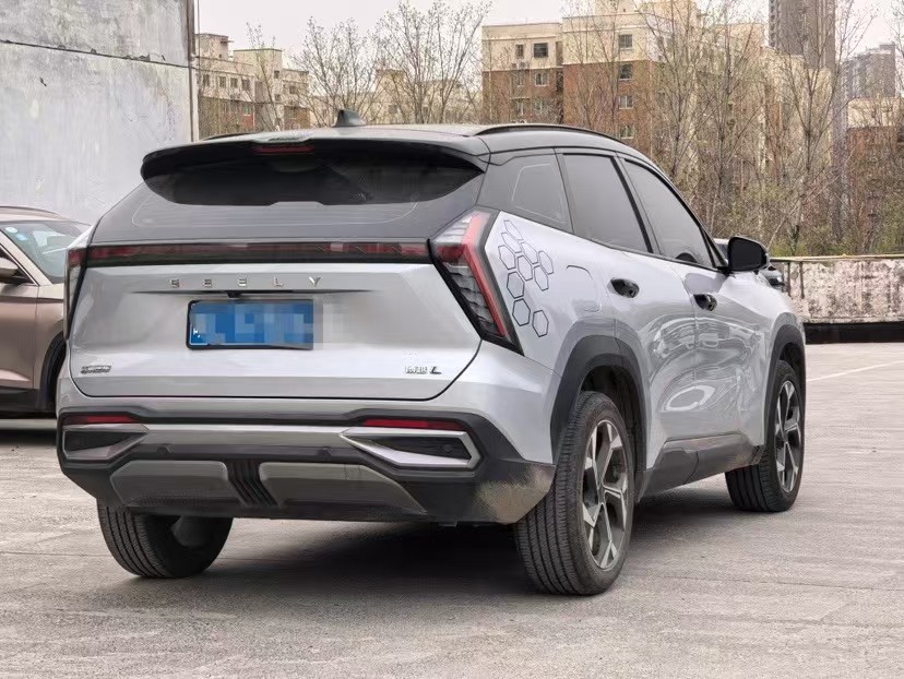 GEELY Boyue L 2023 car image #2