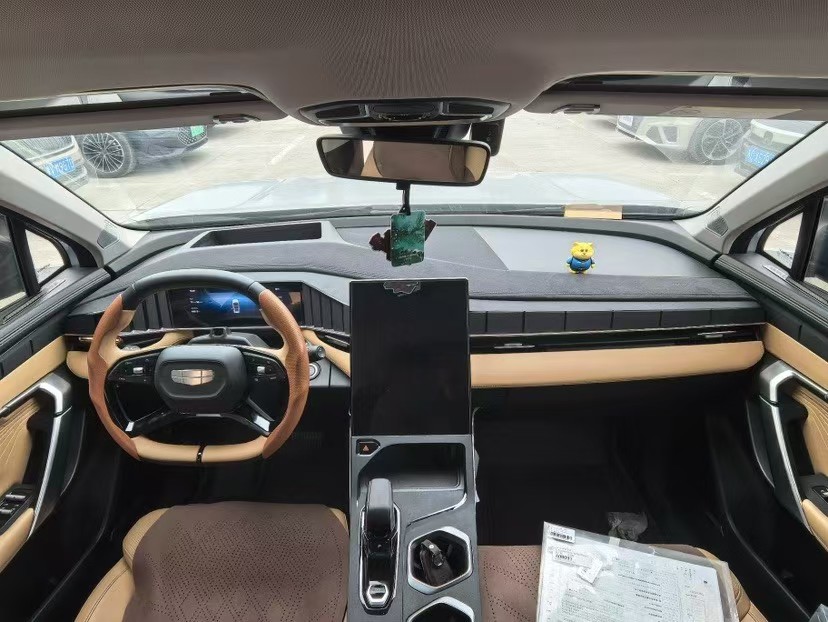 GEELY Boyue L 2023 car image #4