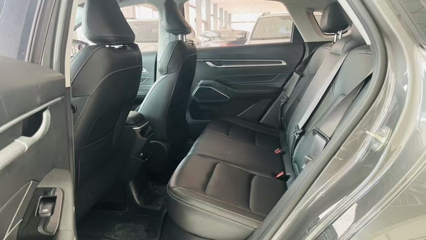 GEELY Emgrand 2023 #6 GEELY Emgrand 2023 car image #6