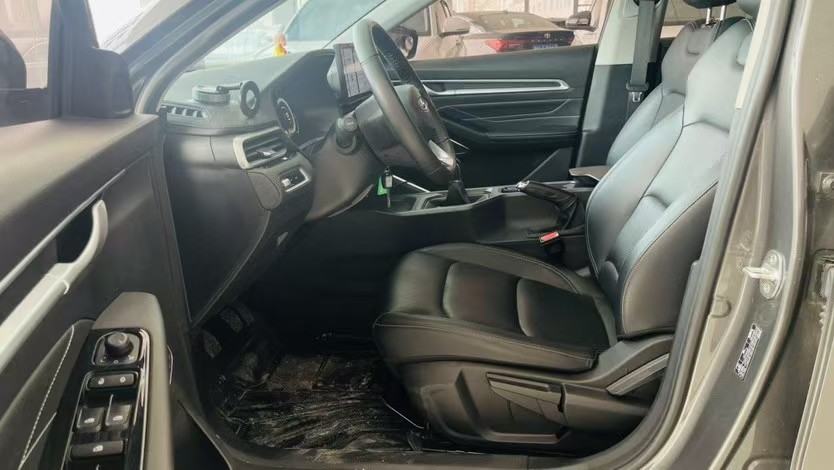 GEELY Emgrand 2023 #9 GEELY Emgrand 2023 car image #9
