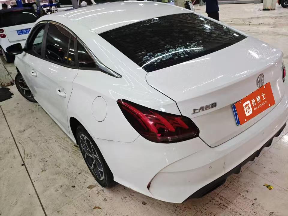 MG 5 2023 car image #5