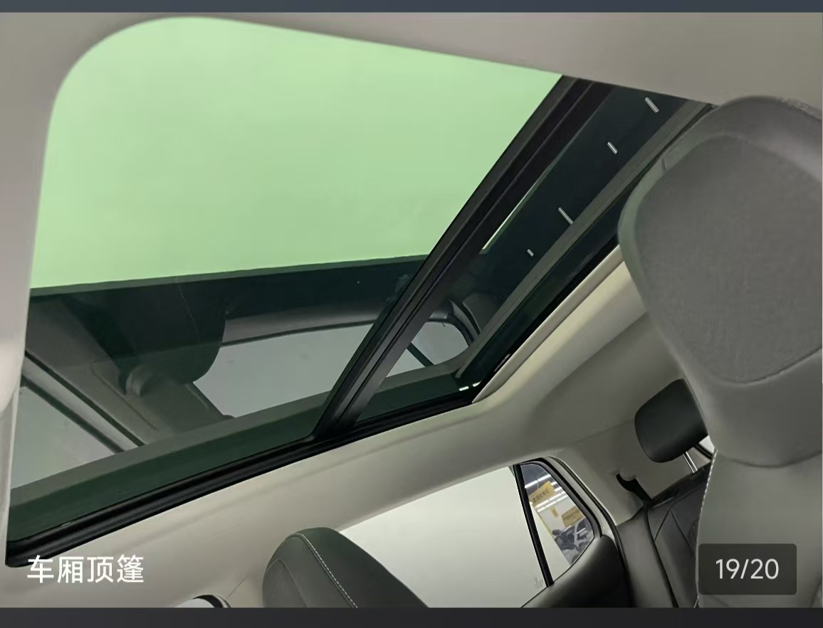 Volkswagen T-Cross 2024 car image #4