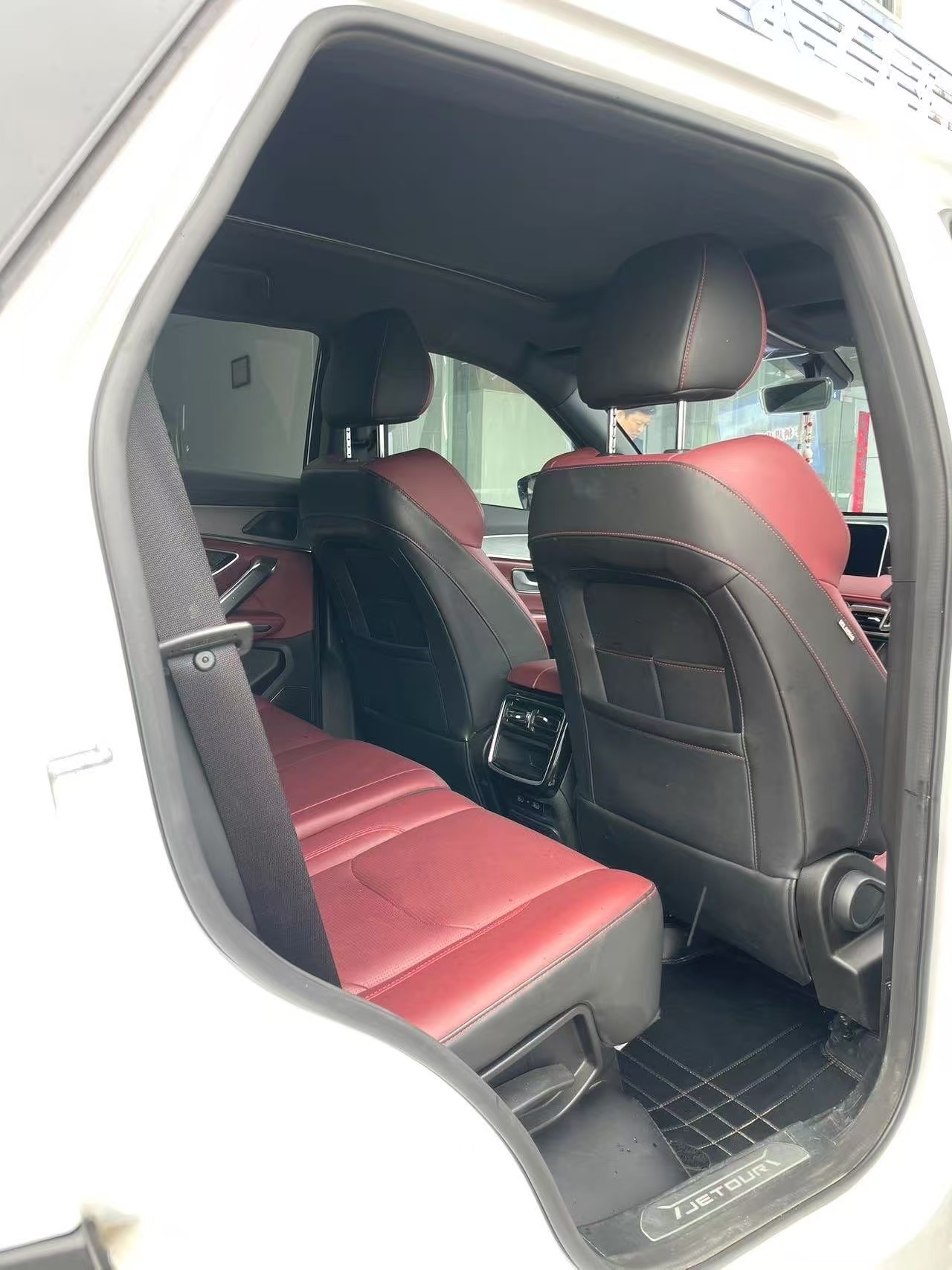 Jetour X70 PLUS 2024 #4 Jetour X70 PLUS 2024 car image #4