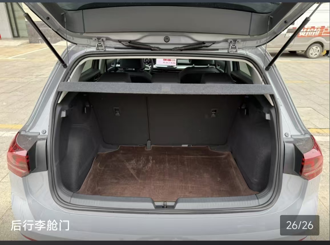 Volkswagen Golf 2025 #8 Volkswagen Golf 2025 car image #8