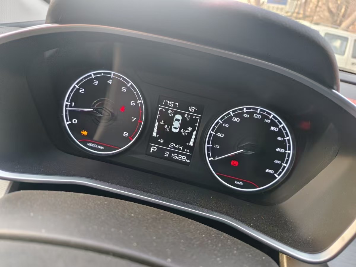 GEELY Coolray 2024 #2 GEELY Coolray 2024 car image #2