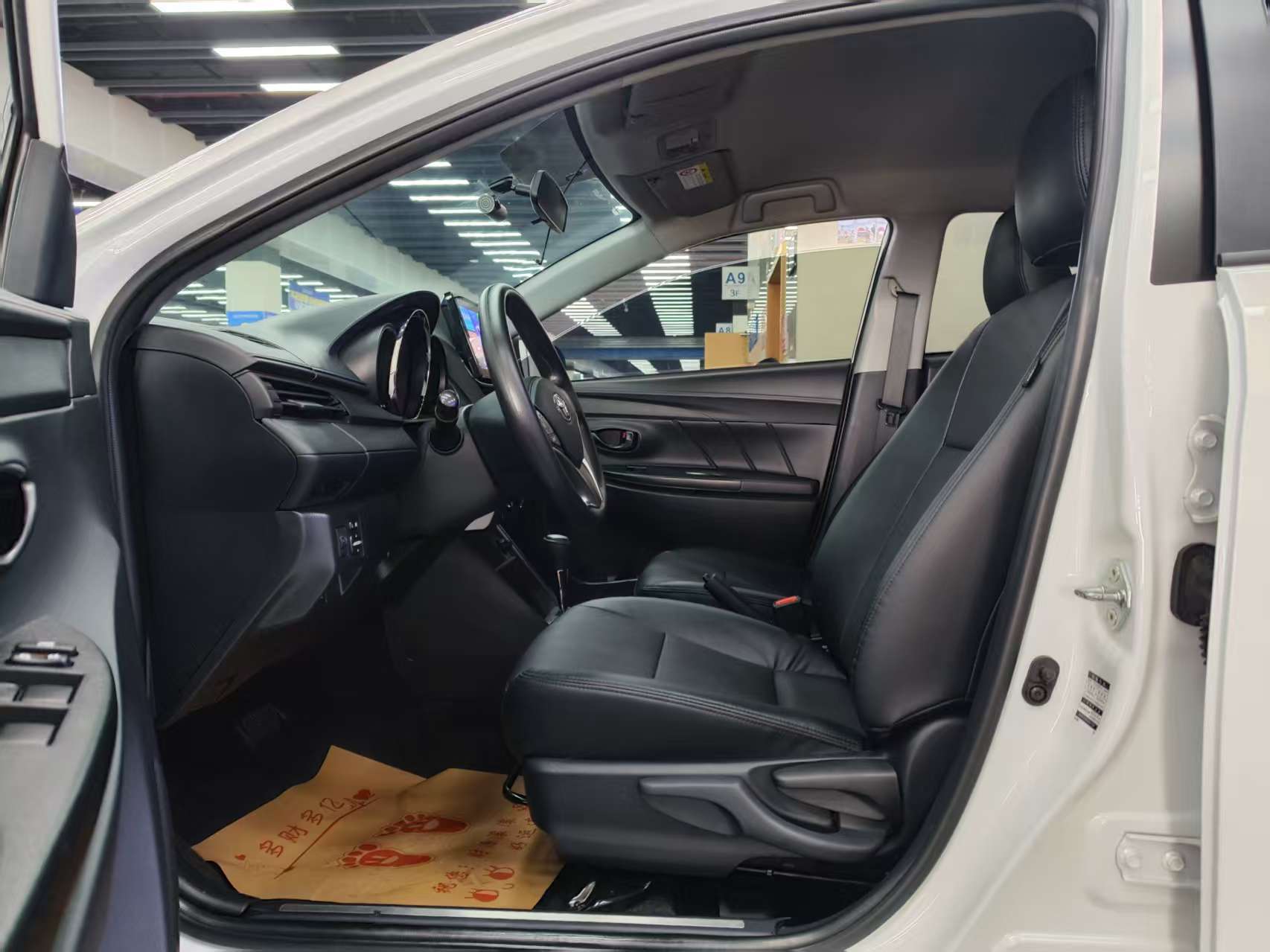 Toyota Yaris L Zhixuan 2022 immagine di auto #8