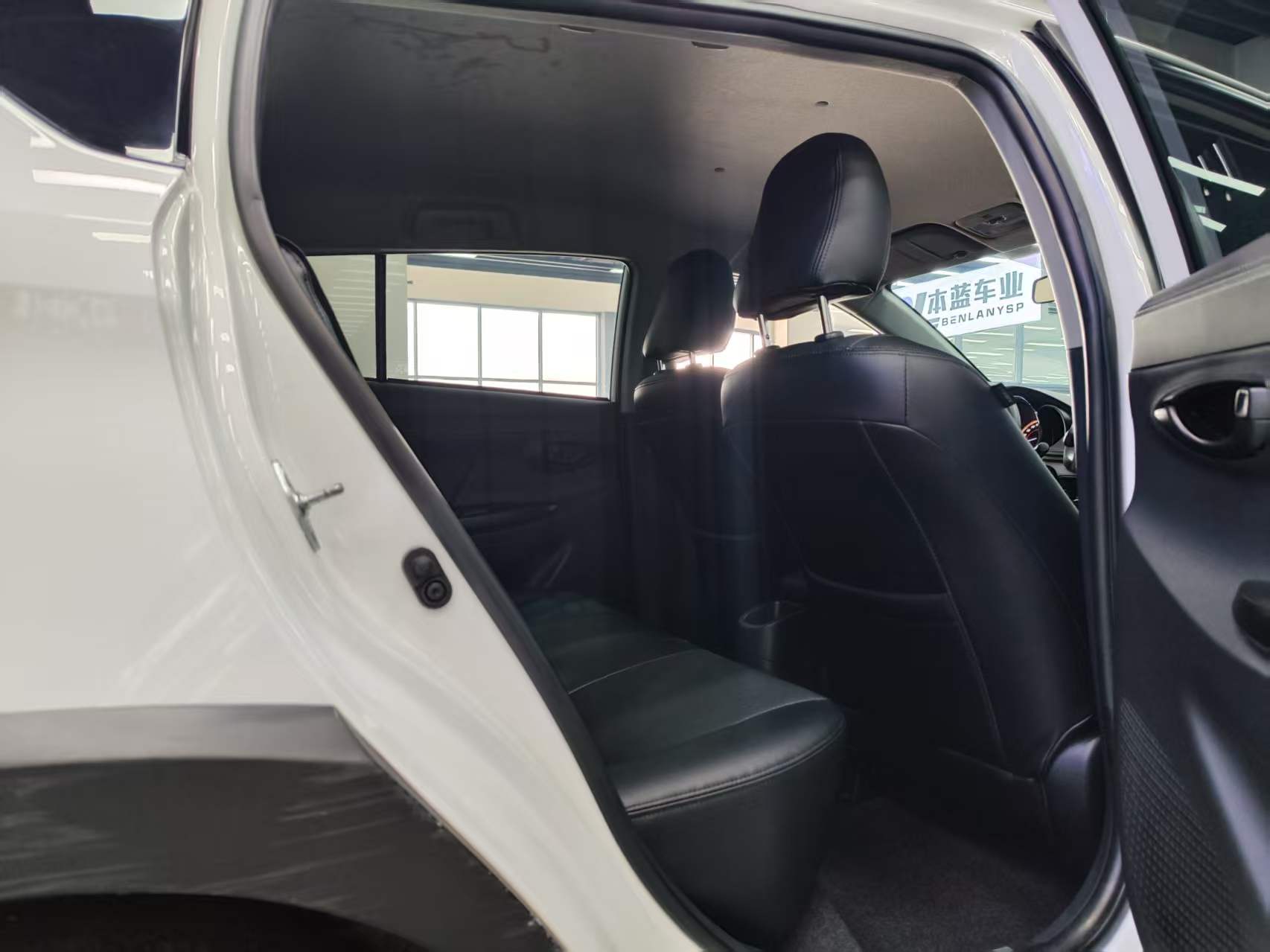 Toyota Yaris L Zhixuan 2022 immagine di auto #2