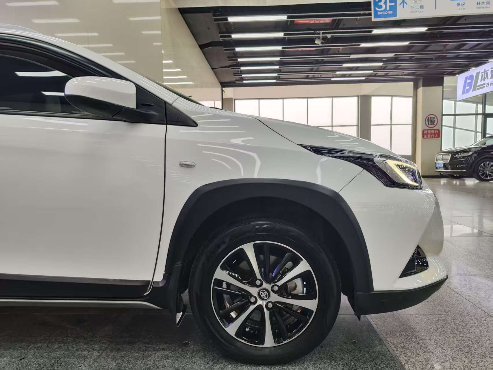 Toyota Yaris L Zhixuan 2022 immagine di auto #5