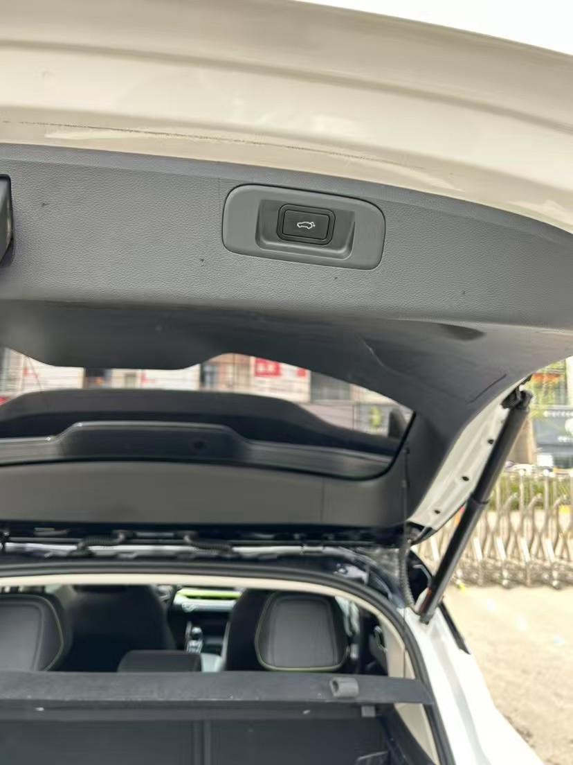 GEELY Coolray 2022 #2 GEELY Coolray 2022 car image #2
