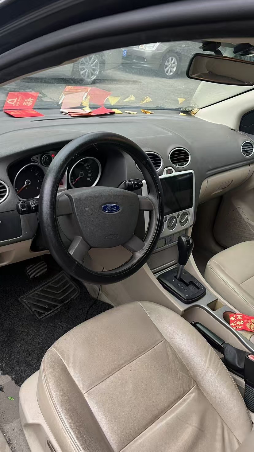 Ford Focus 2011 صورة سيارة #5