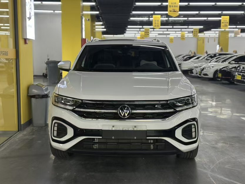 Volkswagen T-Roc 2023 car image #5