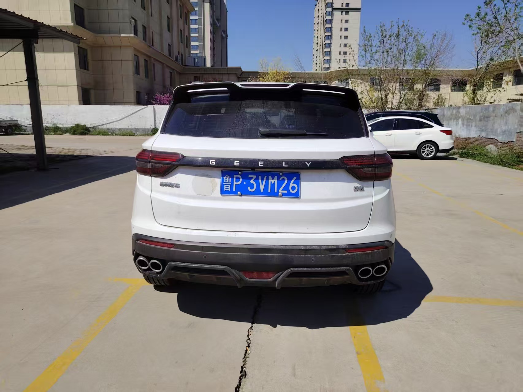 GEELY Coolray 2023 car image #3