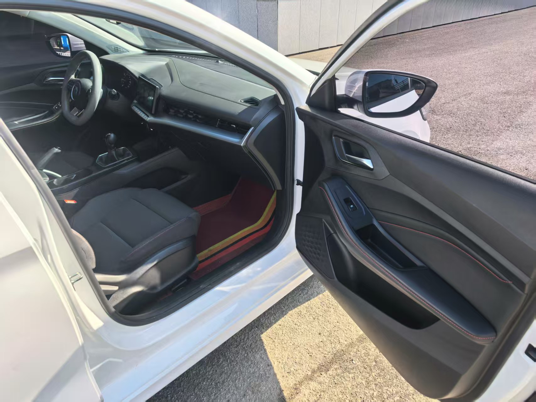 MG 5 2023 car image #13