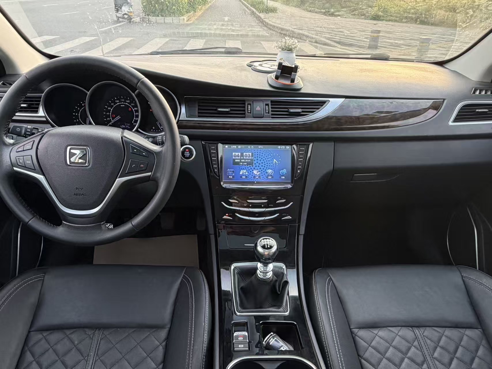 Zotye 2017 imagen de coche #4