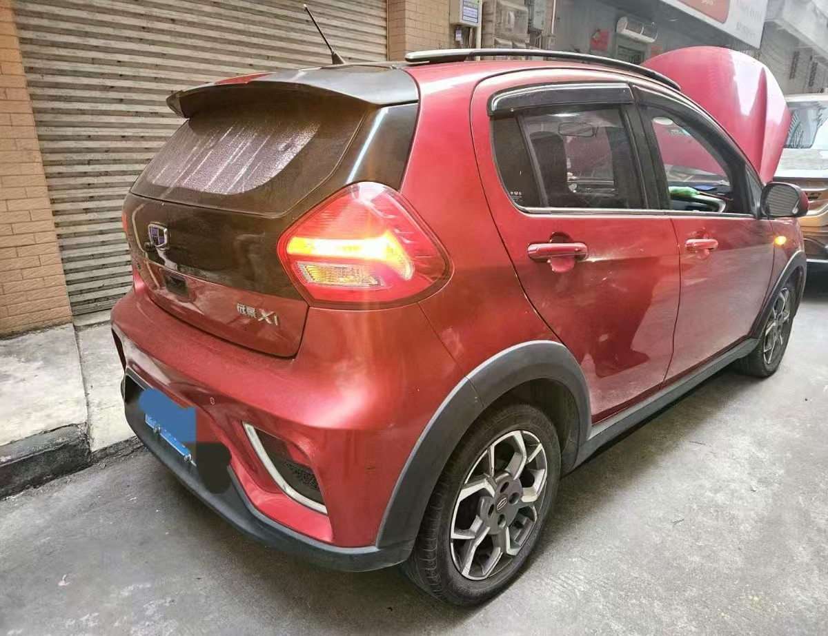 GEELY Vision X1 2017 изображение автомобиля #4